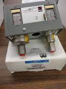 Johnson Controls, Inc. P70MA-2C Dual Pressure Control, Spst 